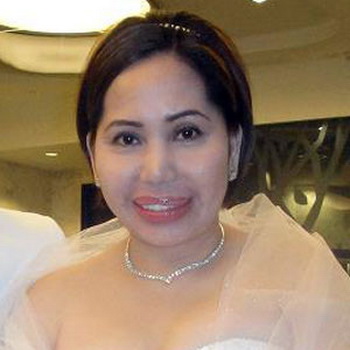 Cristina Decena Biography